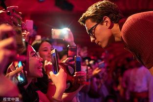 娱乐爆料社荷兰弟,揭秘超级英雄背后的真实生活  第3张